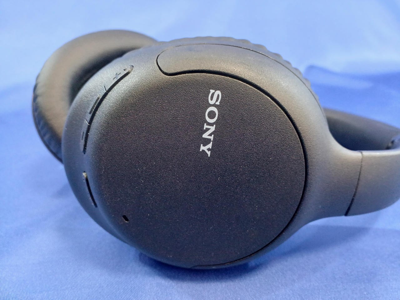 Sony WH-CH710N Wireless Noise Cancelling Headphones | Dual NC, 35h Battery
