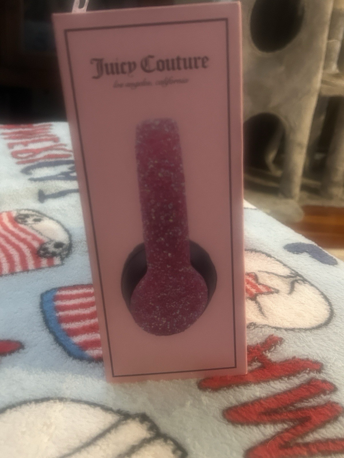 pink glitter Juicy Couture Bedazzled Headphones new in box