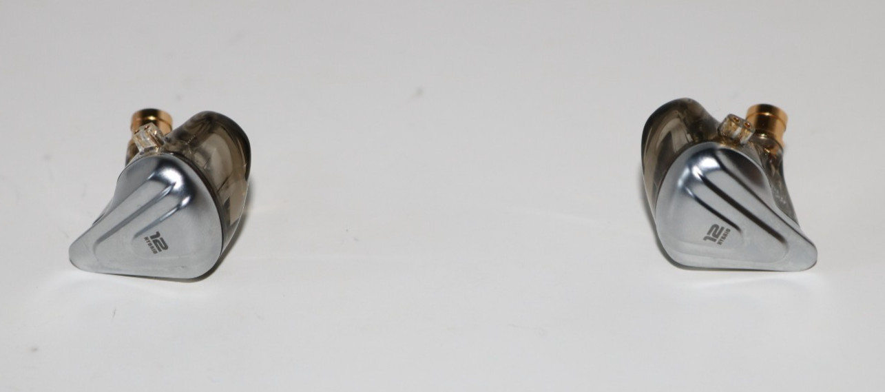KZ ZSX In-Ear Monitors IEMs Earbuds w/ Cables READ DESCRIPTION (Silver) Used