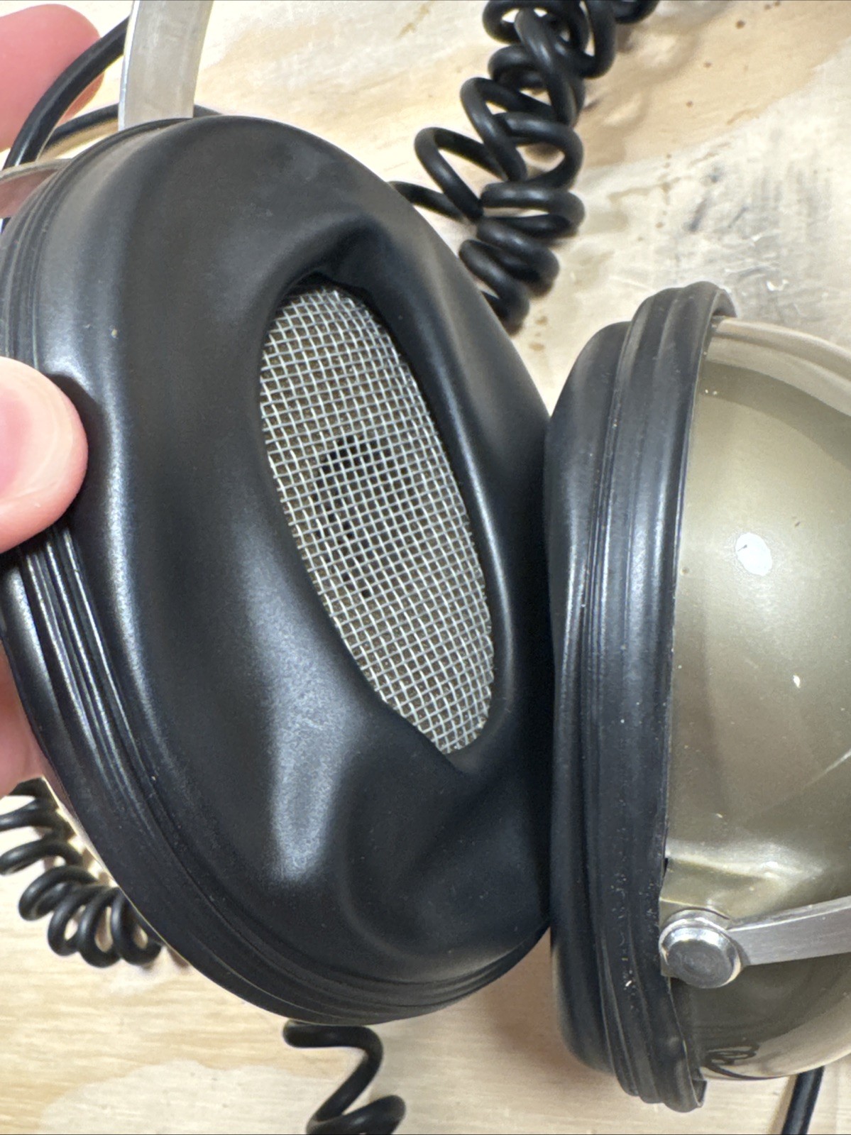 Koss PRO4A Headband Headphones – Beige Studio quality headphones Tested