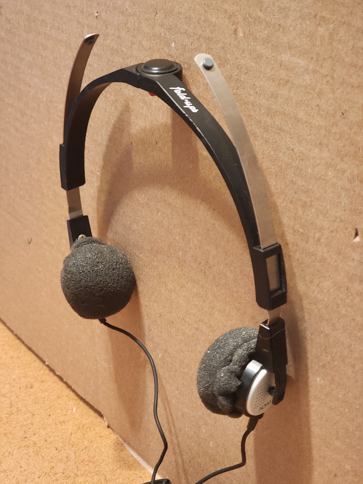 VINTAGE Realistic Nova 51 – Fold-Ups Folding Headphones Retro Audio 33-979