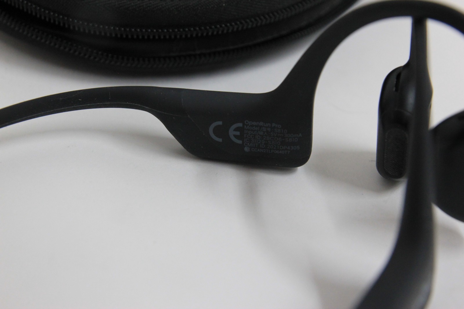 NIB Shokz OpenRun Pro S810 Bone Conduction Sport Headphones