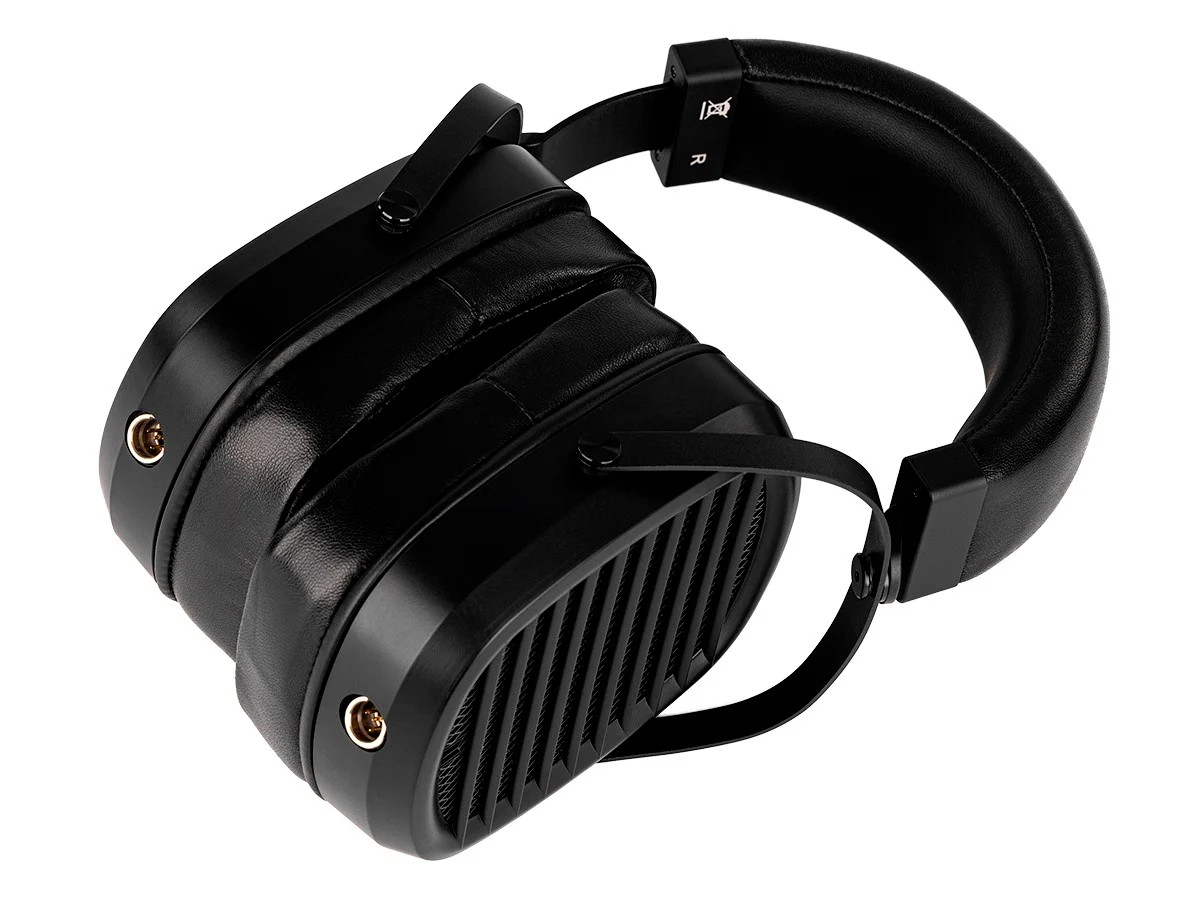 Monolith AMT Headphone Changeable Earpads Open Back Design Comfort With 6ft