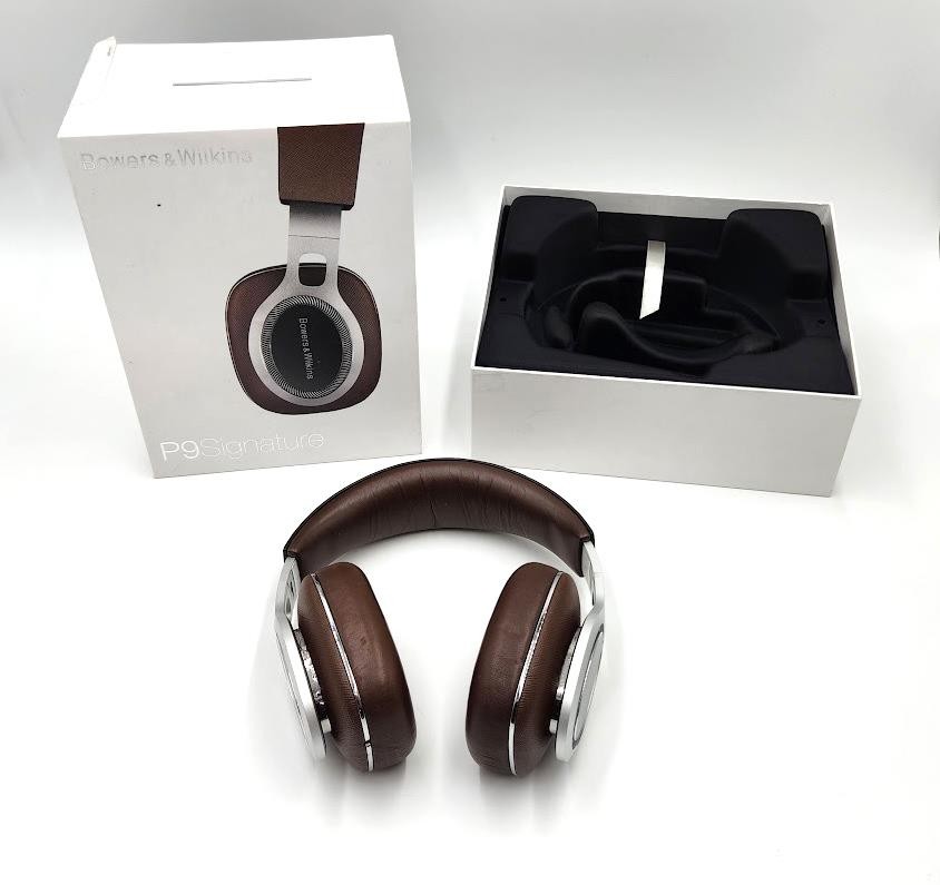Bowers & Wilkins P9 Signature Over-Ear Headphones (Brown)
