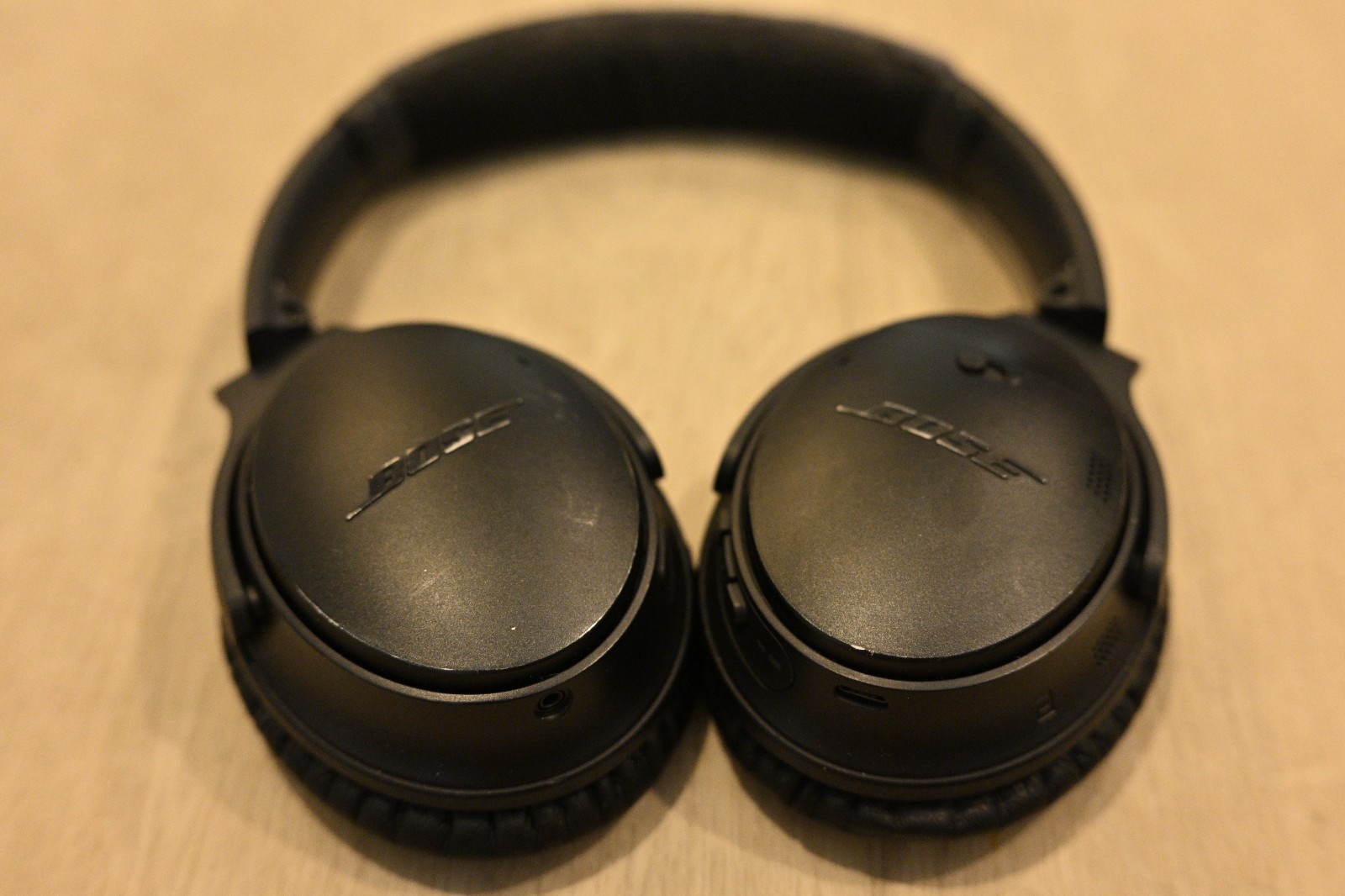 Bose QuietComfort 35 Over the Ear Wireless Headphones – Black