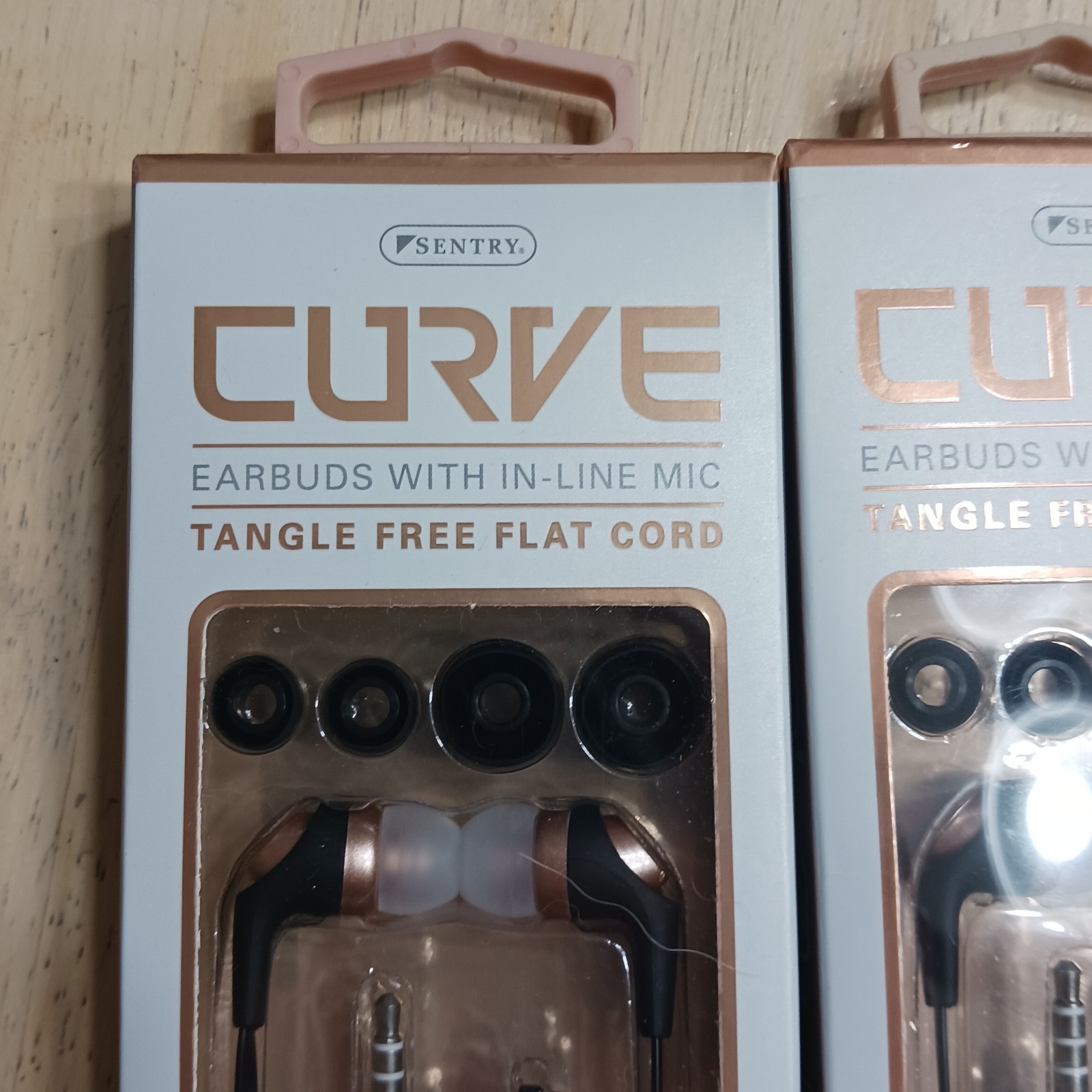 Curve Earbuds w/ In-Line Mic 3.5mm Tangle Free Flat Cord Multicolor Lot Of 11