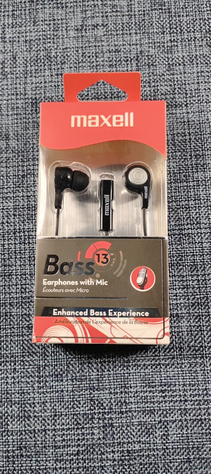 Maxell Bass 13 – Earphones with Microphone Bass Noise Isolation (BLACK) Lot of 2