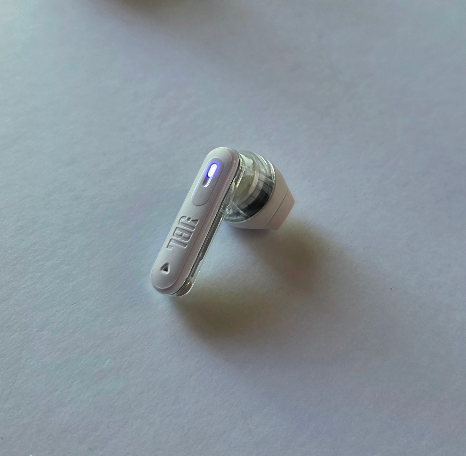 Unused OEM Ghost White JBL Tune Flex 2 True Wireless RIGHT SIDE Earbud in Bulk P