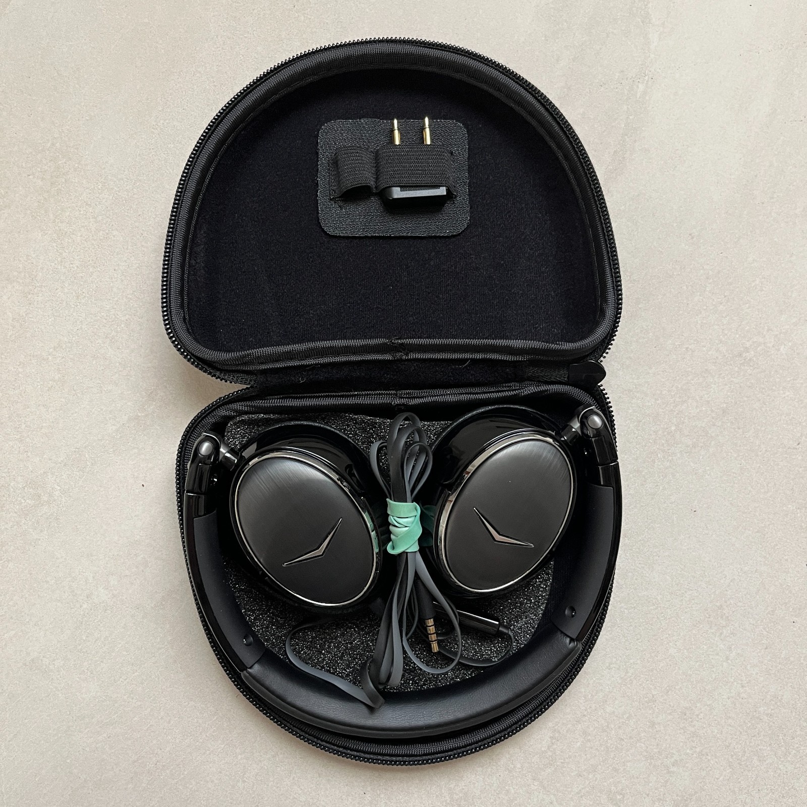 Klipsch Image One Second Gen Headphones – Tested & Working Perfectly w/ Case