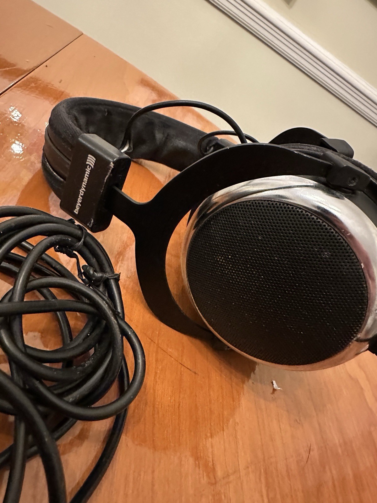 Beyerdynamic Studio Headphones Over-Ear D-74072 Germany