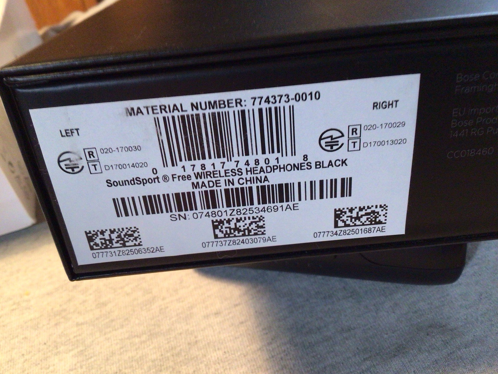 Bose Soundsport Free Wireless Earbuds 774373-0010 Box And Papers No Charge Cord