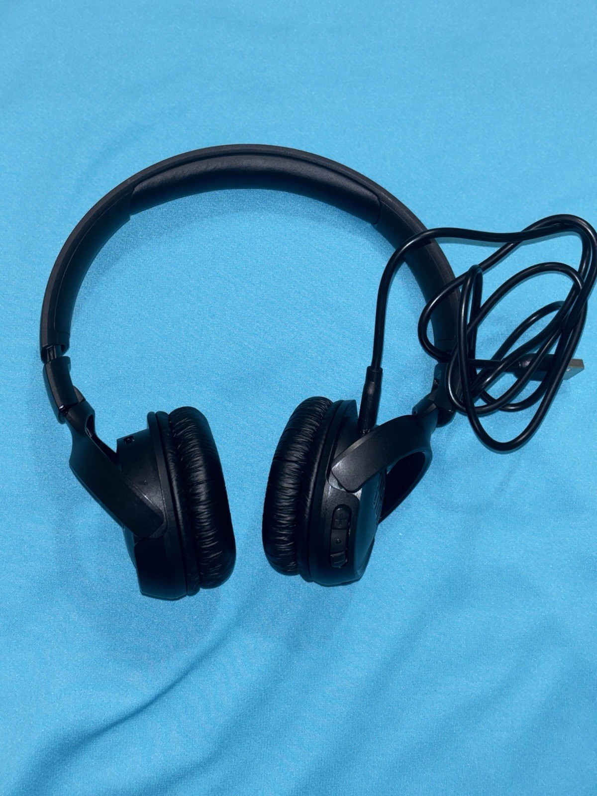 JBL TUNE 750BTNC Black Headband Over-Ear USB Wired Double Earpiece Headphones