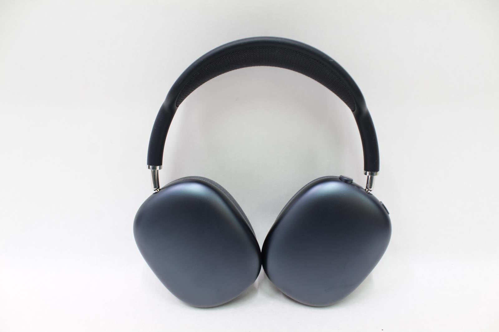 Apple AirPods Max Over-Ear Headphones with Smart Case – Midnight – A3184