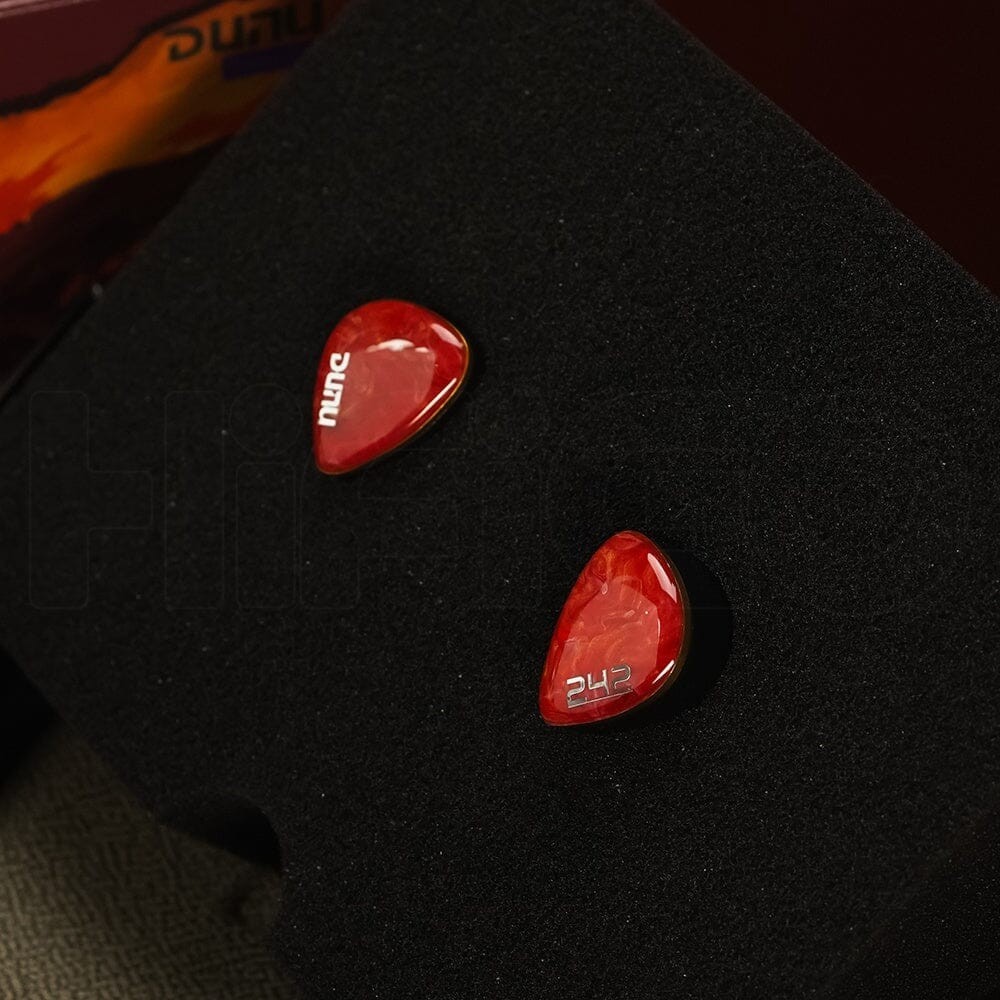 DUNU DN242 2DD+4BA+2PL Year of the Horse Limited Edition In-ear Headphone