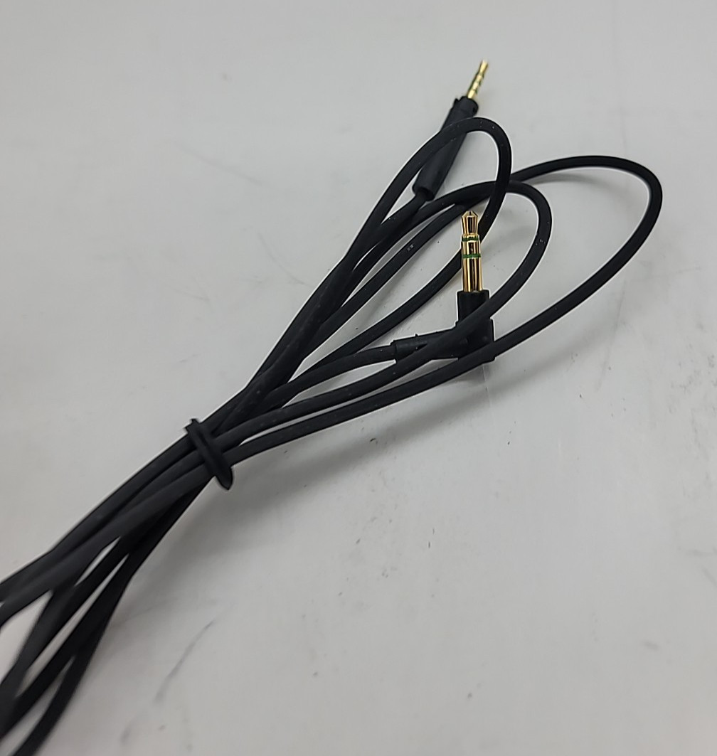Genuine Sennheiser Audio Cable 3.5mm-2.5mm Jack for HD 450BT Black