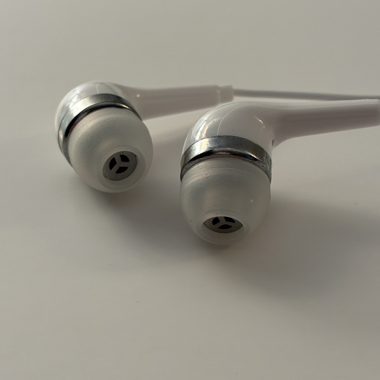 5-Pack Stereo Headphones/Earbuds for iPod/iPhone/iPad/Zune MP3 Player 3.5mm Jack