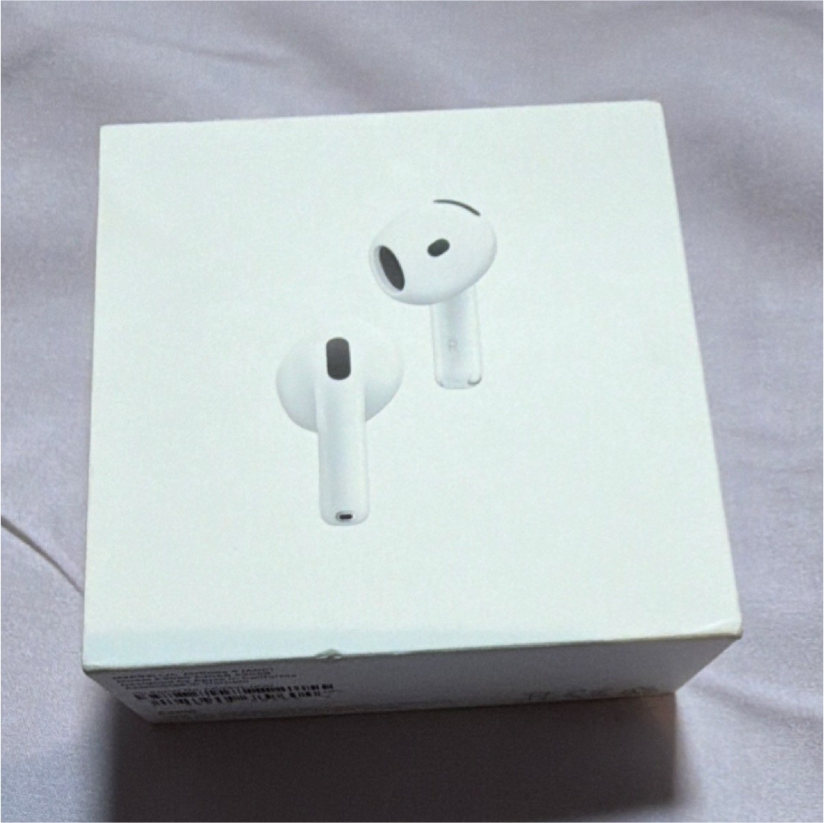 Apple AirPods 4 In-Ear Wireless Headphones with Noise Cancellation – White