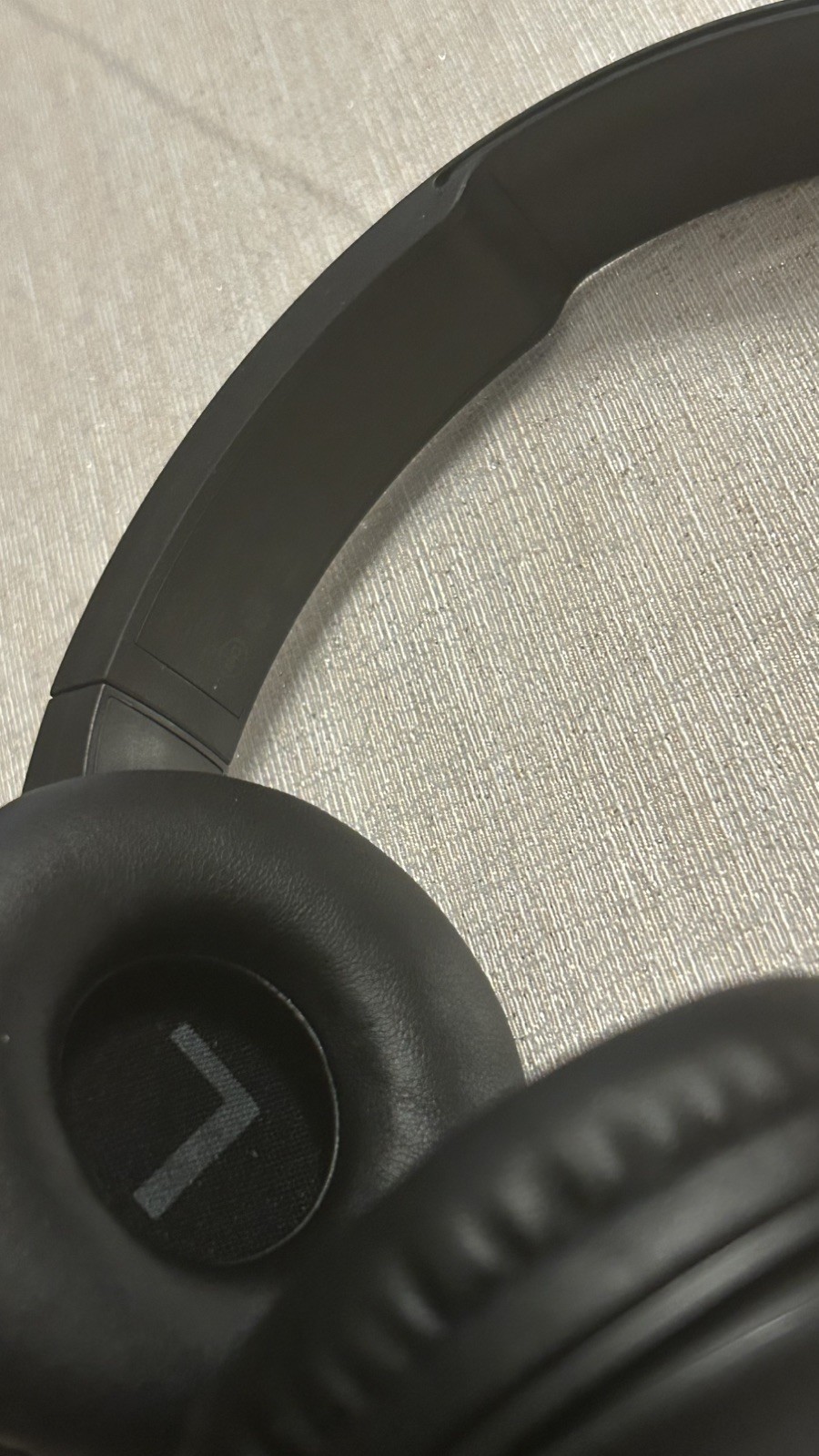 ONN Wireless On-Ear Headphones OND19AAH22 Gen 1 Bluetooth Mic Black Micro-USB