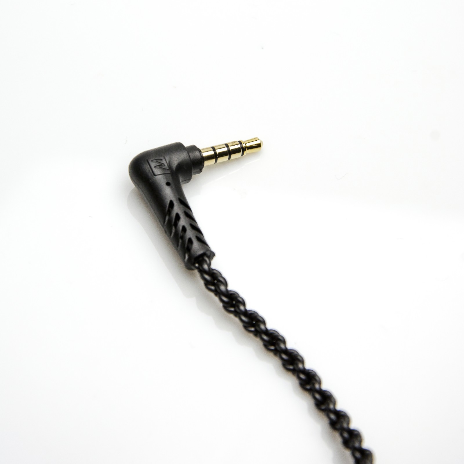 MEE audio MMCX Stereo Audio Cable for Pinnacle P1 in-ear headphones (Black)