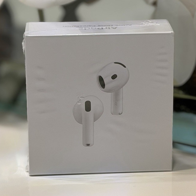 Apple AirPods 4 (ANC) In-Ear Wireless Bluetooth Earbuds w/ Built-In Mic White
