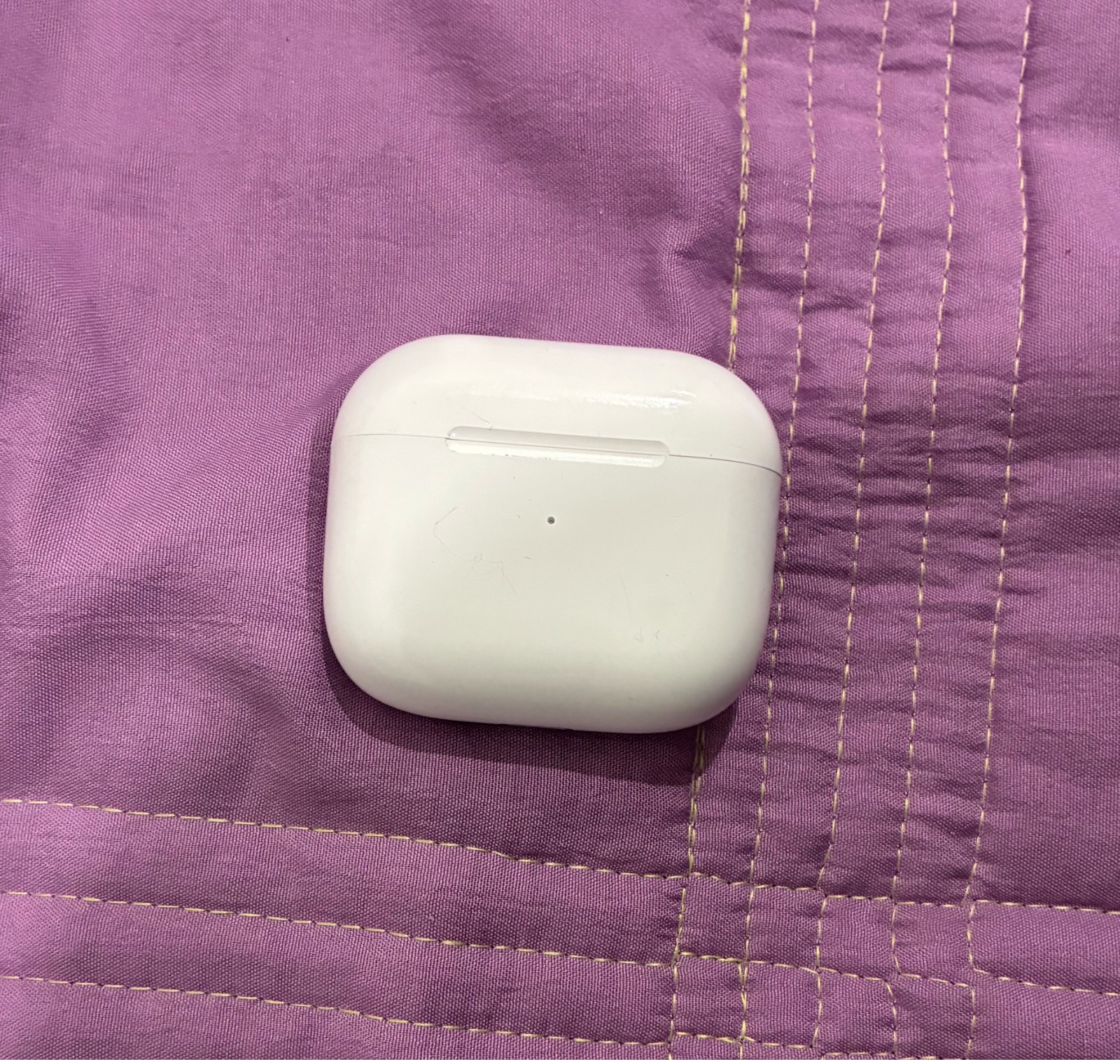 Apple AirPods Pro (1st Gen) A2084 Wireless Bluetooth Earphones & Charging Case