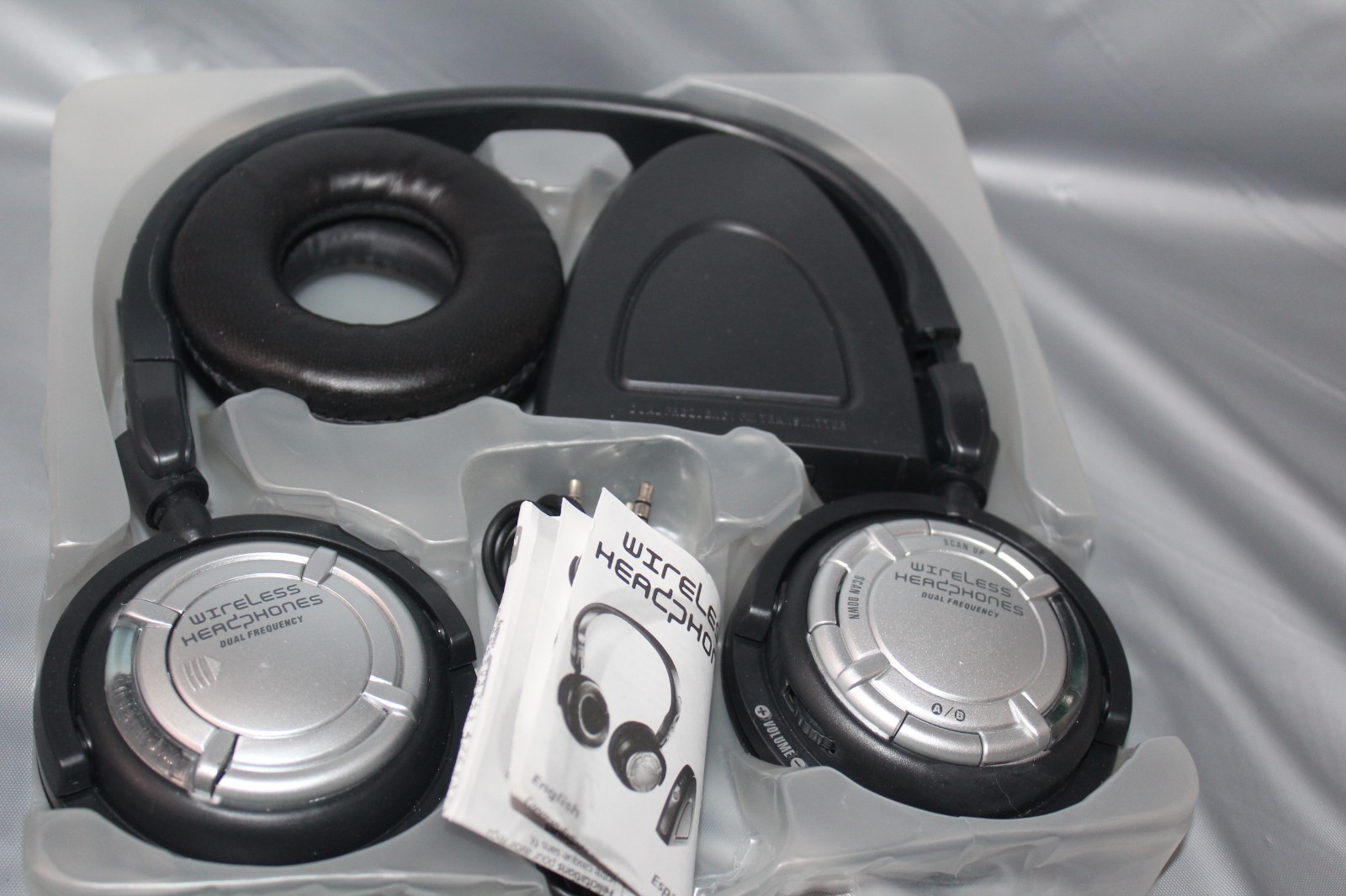 Wireless Rocketfish Digital Portable Headphones Dual Frequency Black And Silver