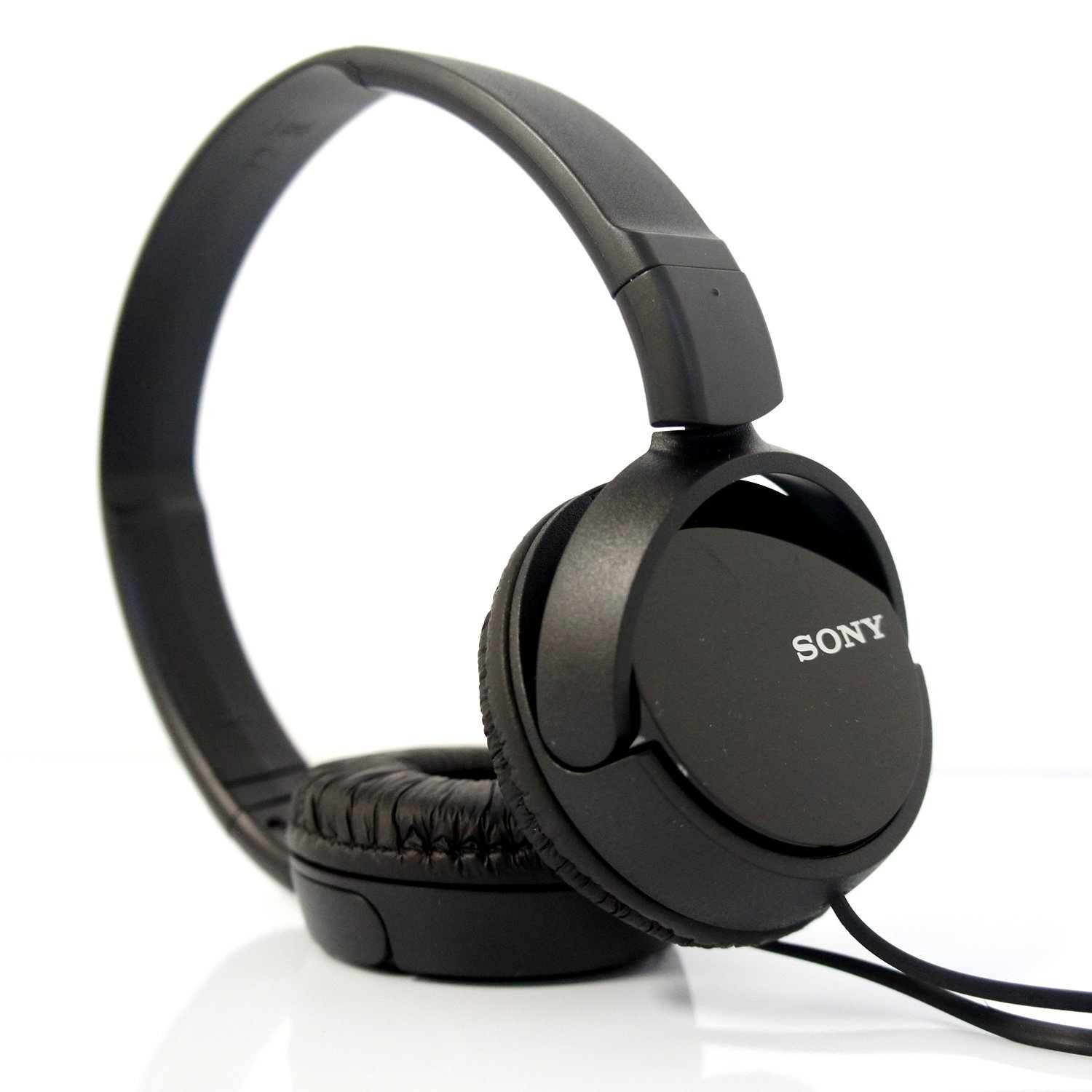 Lightweight Black Over Ear Headphones with 30mm Drivers for Clear Sound