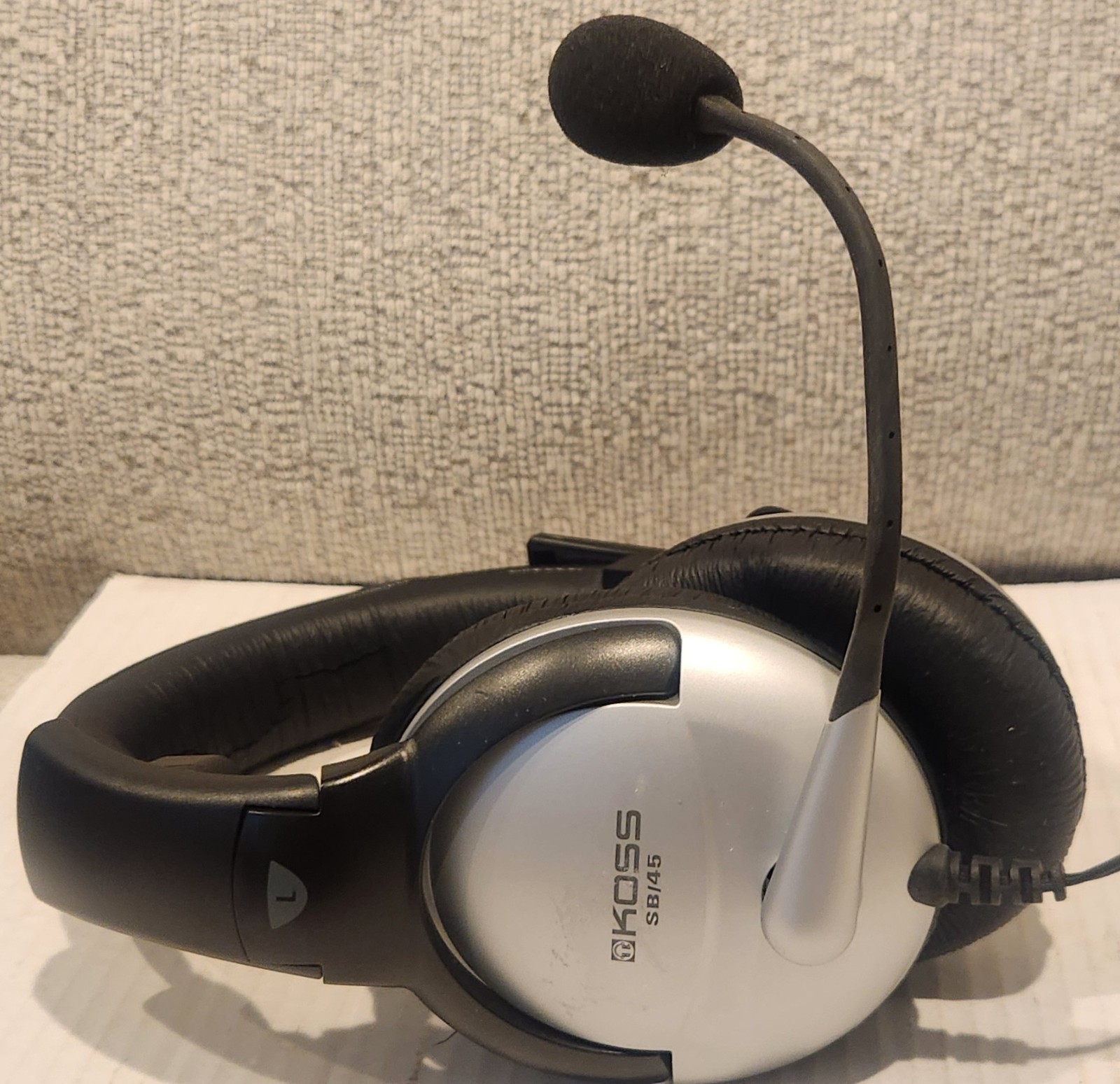 Koss SB/45 Full Size Adjustable DJ Style Over the Ear Gaming Headphones