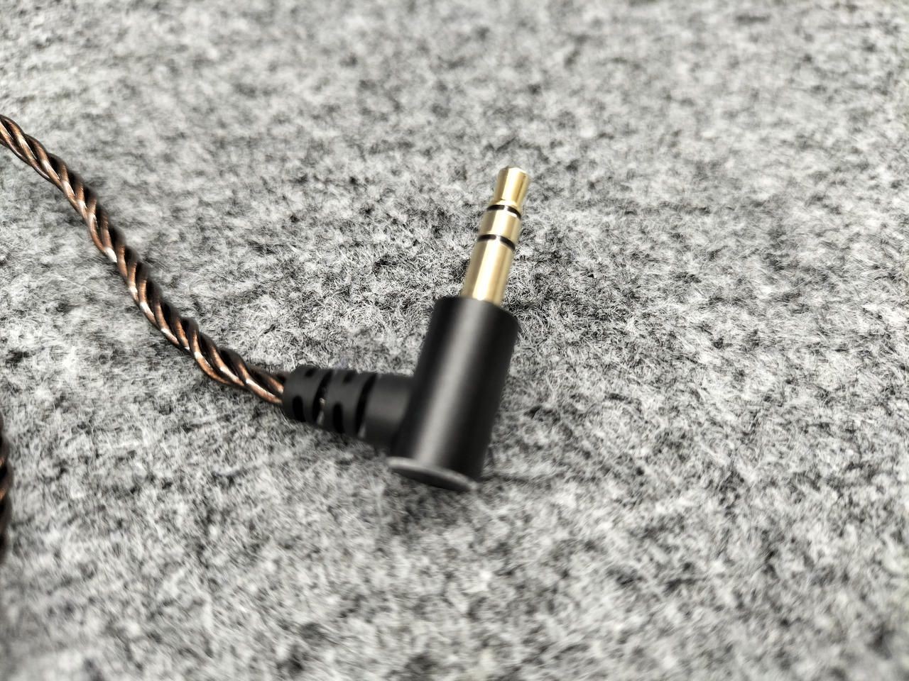 Dunu Earbuds TITAN S Used