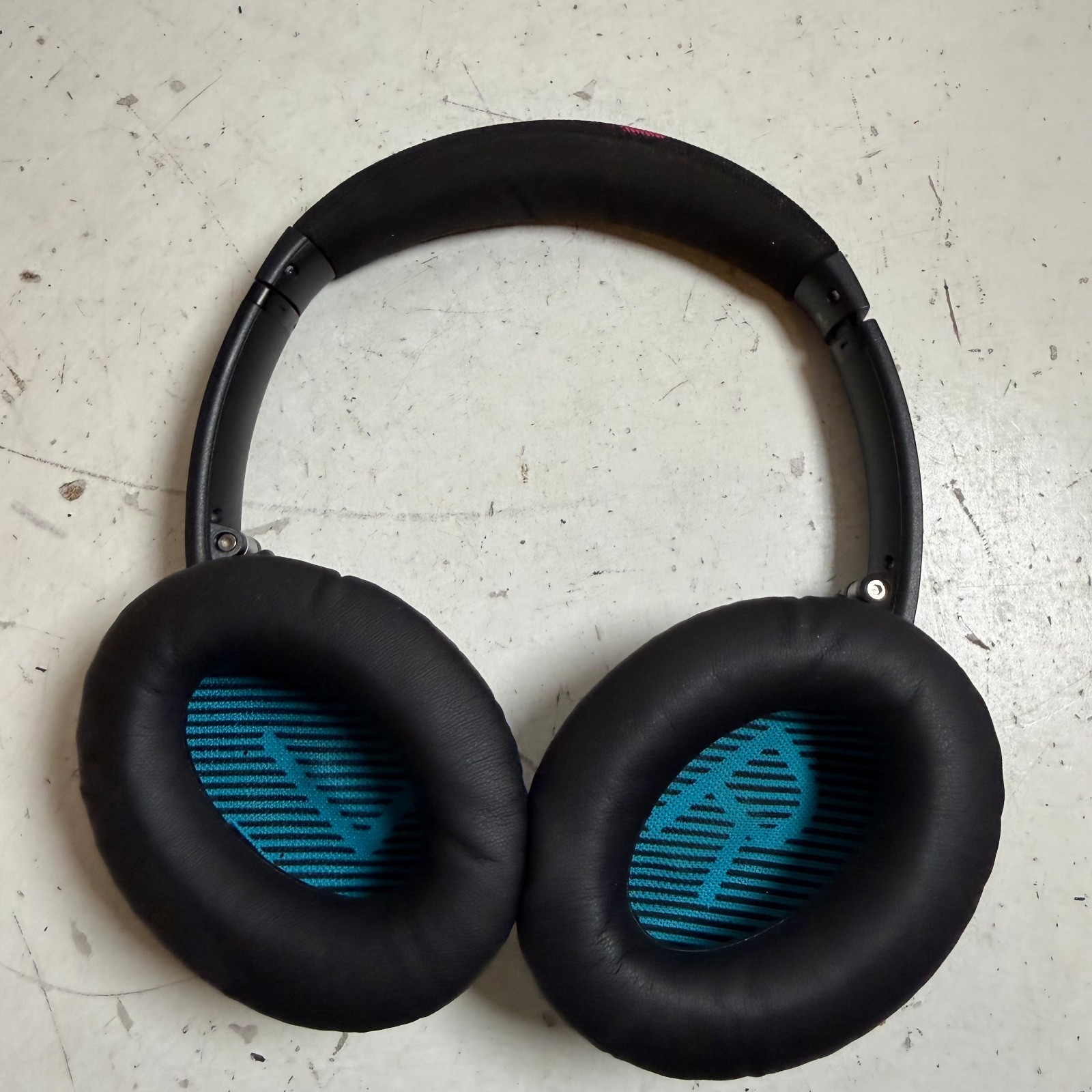 Bose QuietComfort 25 QC25 Dark Gray Noise-Canceling Stereo Wired Headphones
