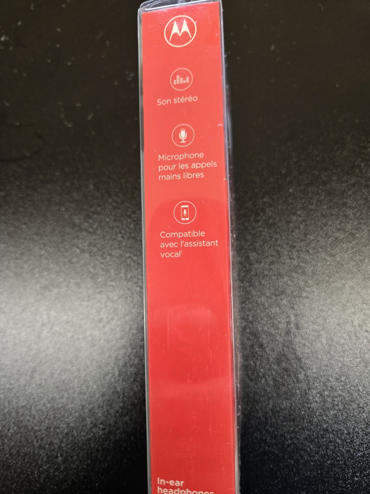 MOTOROLA PACE 105 IN EAR WIRED HEADPHONES – RED