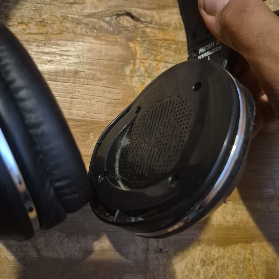 SkullCandy Hesh 2Black Bluetooth OverEar Headphone For Parts