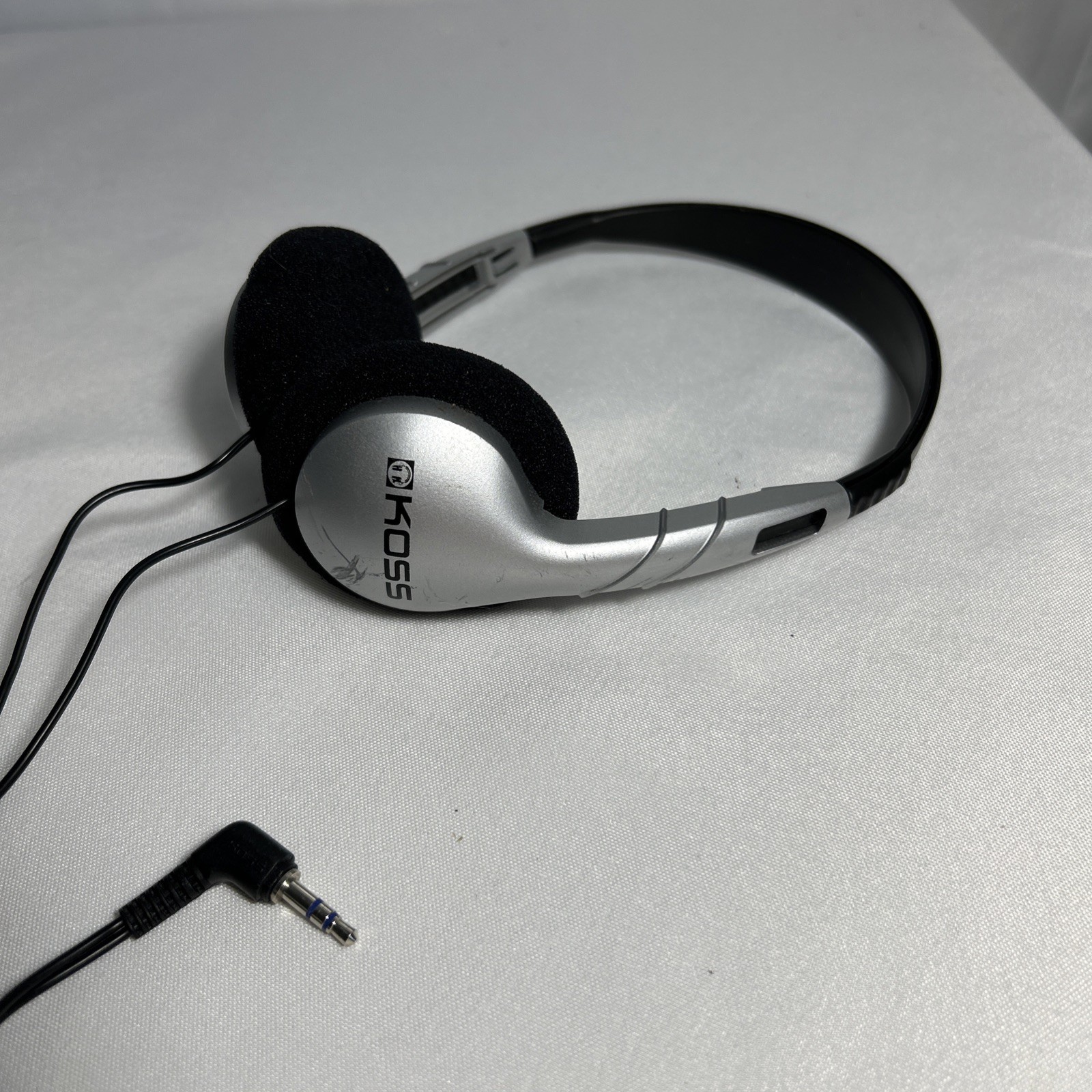 Koss KPH/6 Portable Stereophone 3.5mm Wired On Ear Headphones Inline Volume
