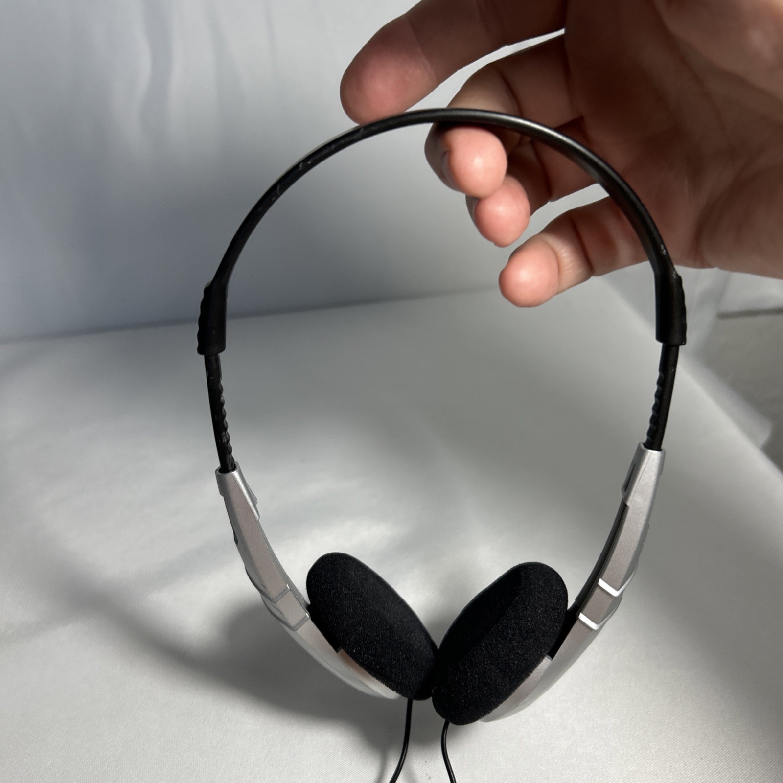 Koss KPH/6 Portable Stereophone 3.5mm Wired On Ear Headphones Inline Volume