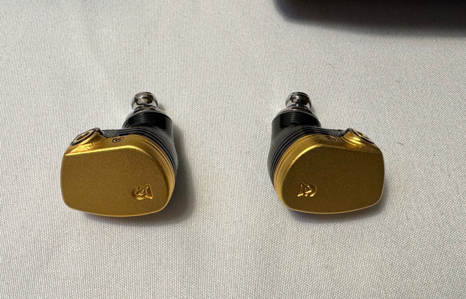 Campfire Audio Solaris Matt Gold Wired Ear Headphones Pre-owned (Mint)