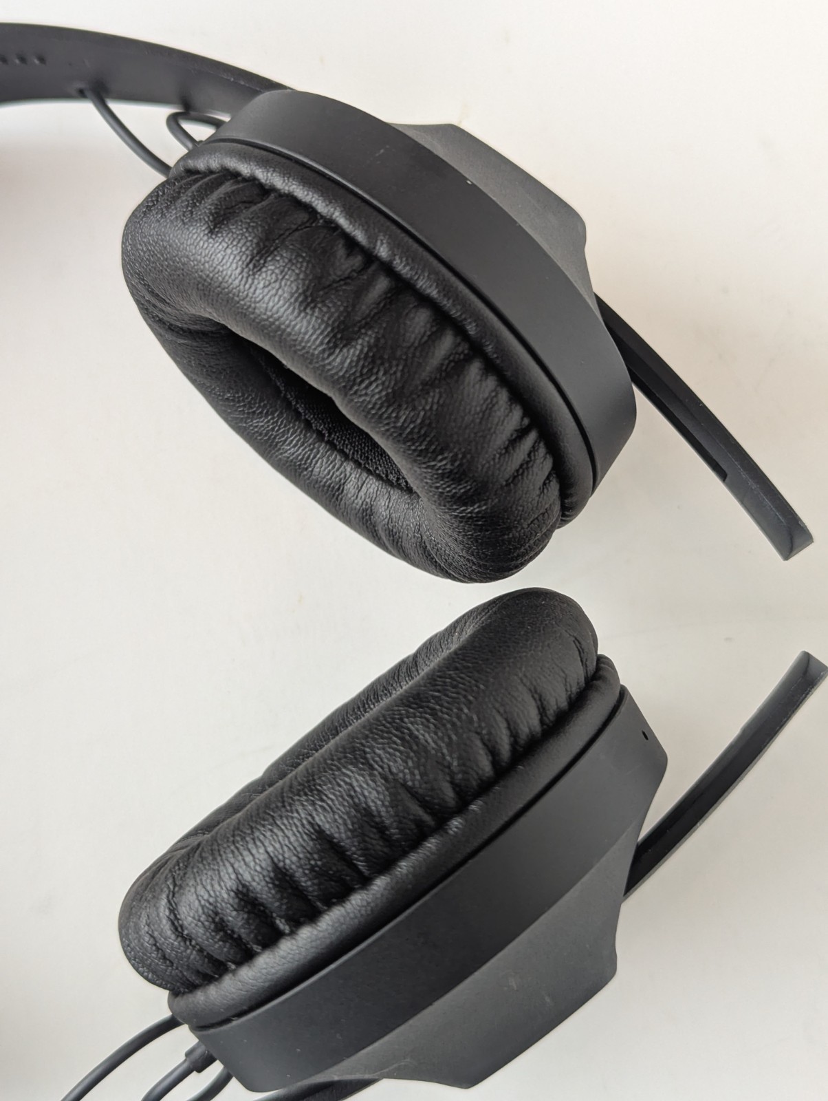 Sennheiser HD 250BT Wireless Headphones Over The Ear Black