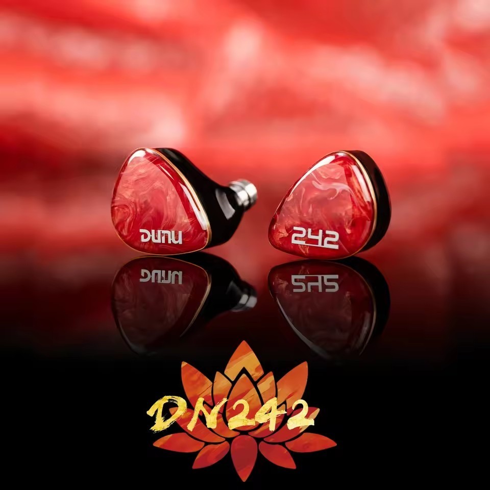 DUNU DN242 8 Driver Tribrid Earphone 2 Dynamic + 4 Balanced Armatures + 2 Planar