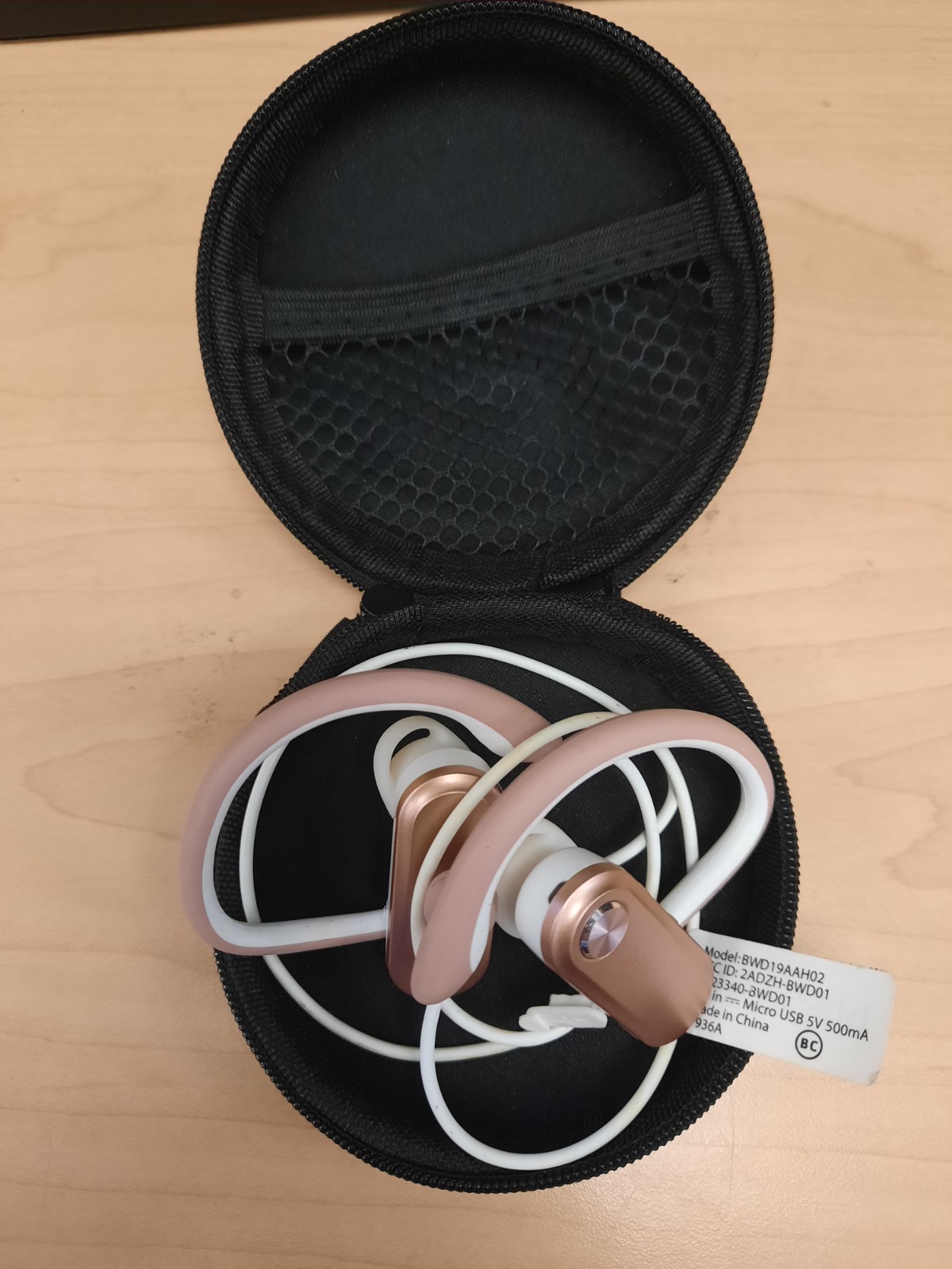 Blackweb Over-the-Ear Bluetooth Headphones Microphone Rose Gold