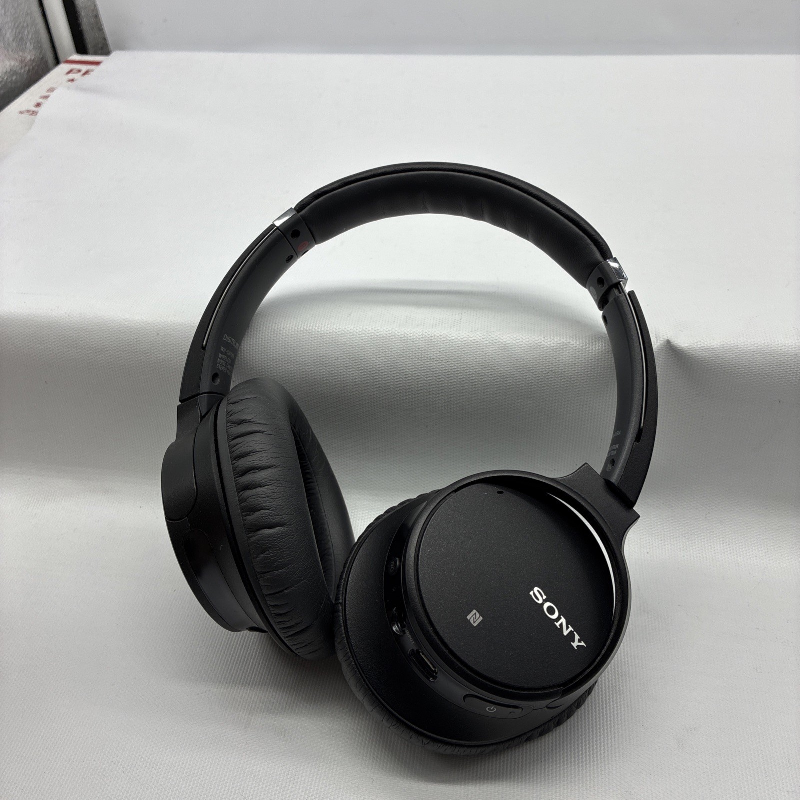 Sony WH-CH700N Bluetooth Noise Canceling Wireless Headphones -Tested Working