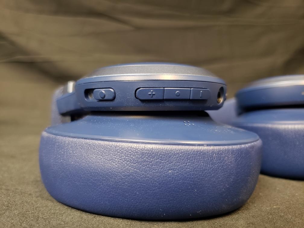 JBL LIVE 770NC WIRELESS HEADPHONES W/ CHARGER (G29022150)