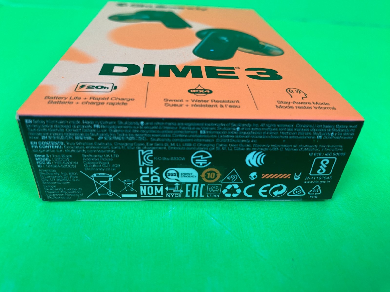 L@@K BRAND NEW SEALED SKULLCANDY DIME 3 EARBUDS BLACK 20H SWEAT WATER RESISTANT