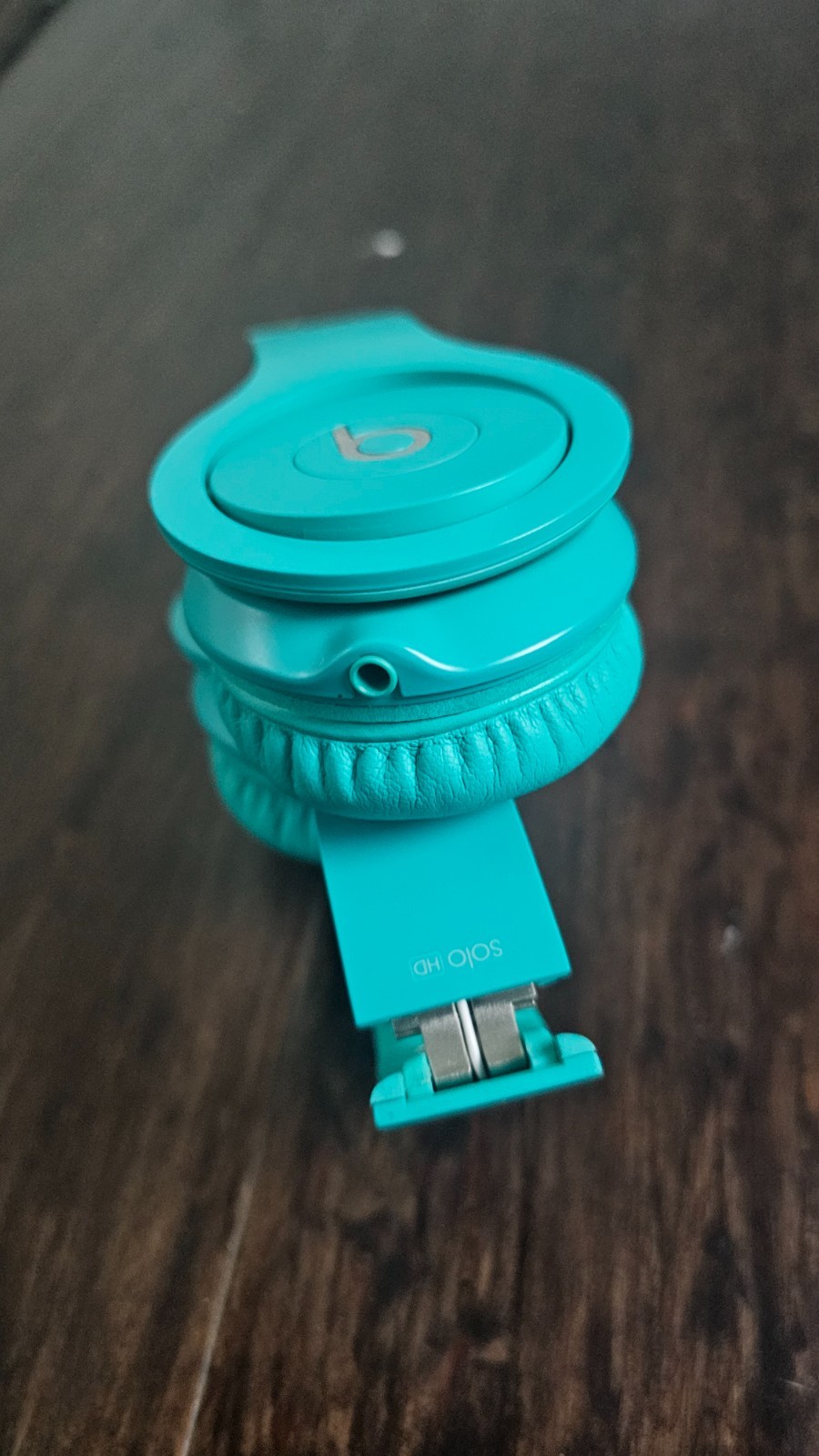 Beats by Dr. Dre Solo HD Headband Headphones – Teal – comes without Jack, Works.