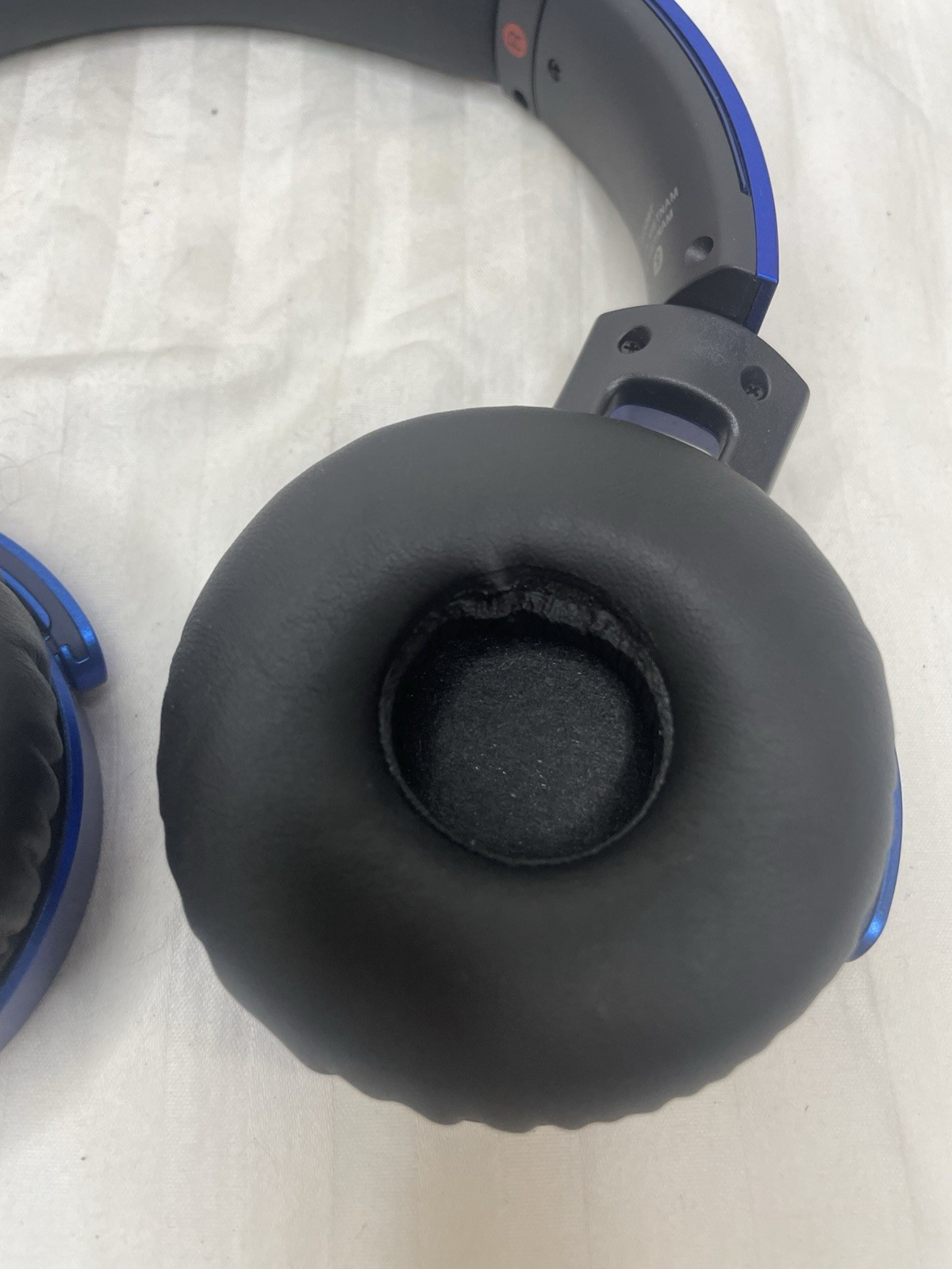 Sony MDR-XB650BT Extra Bass Bluetooth Headphones Blue