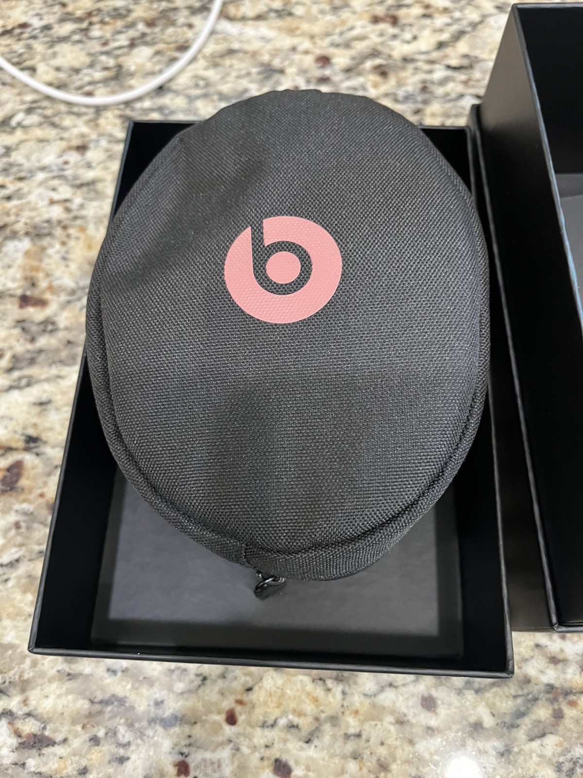 Beats by Dr. Dre Beats Solo3 Wireless On-Ear Headphones – Rose Gold