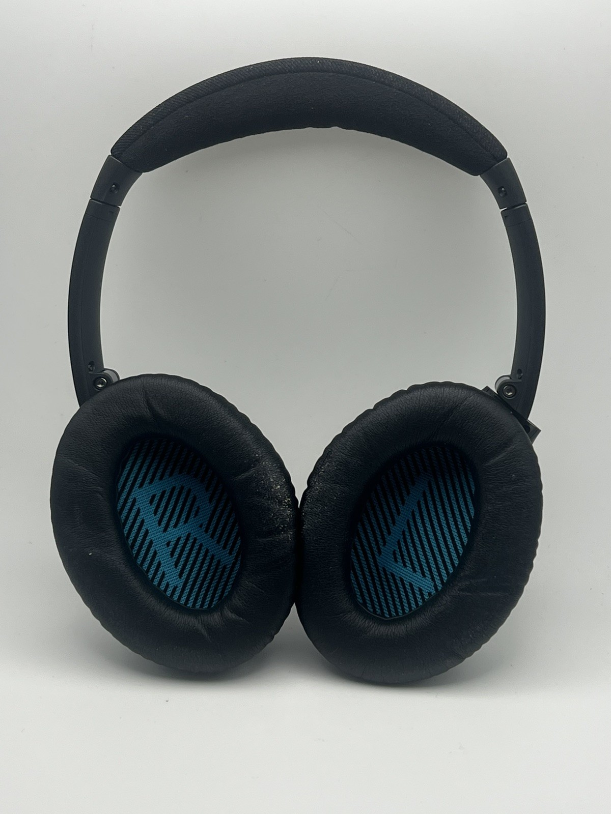 Bose QuietComfort 25 QC25 Wired Headphones – Black With Case