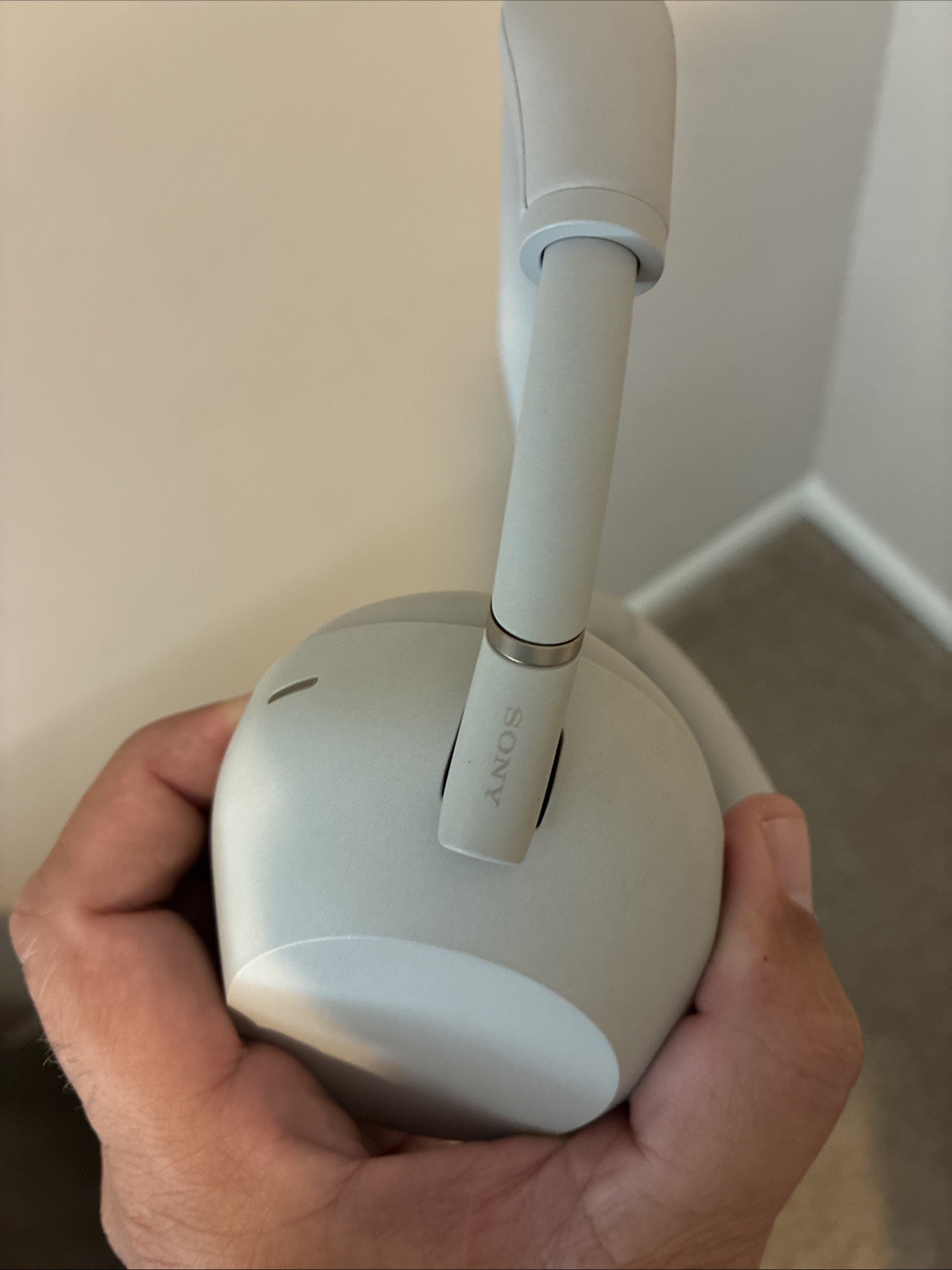 Sony WH-1000XM6 Wireless Noise Canceling Headphones – Platinum Silver