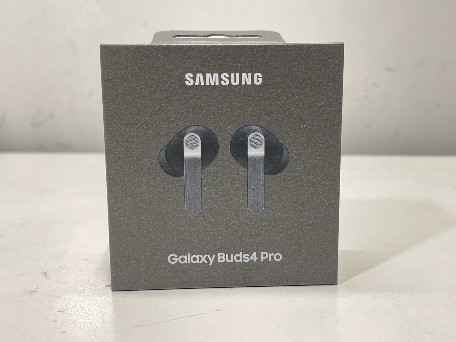 Samsung – Galaxy Buds4 Pro Wireless Earbud Headphones – Black