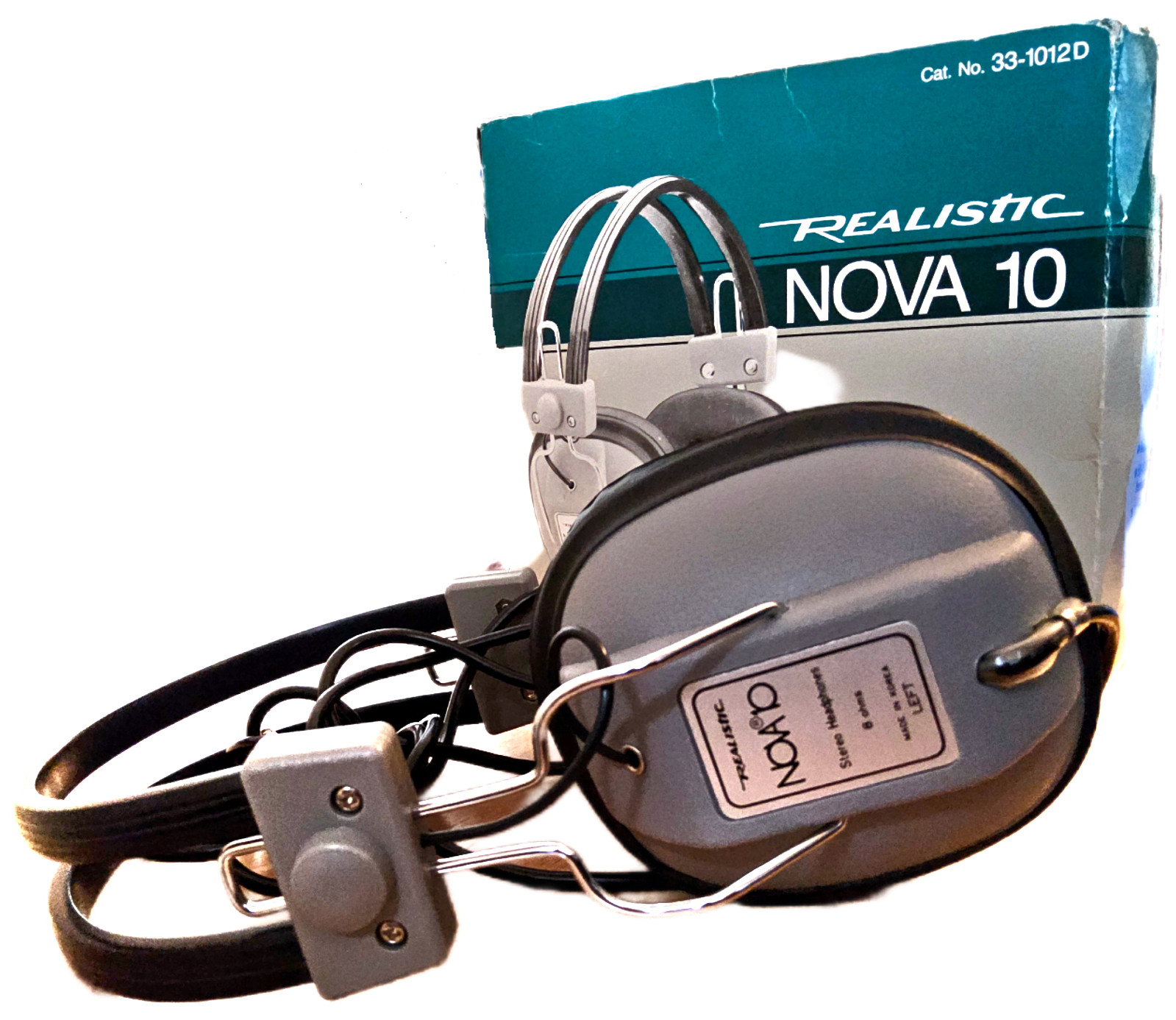 Realistic Nova 10 Stereo Headphones Original Box