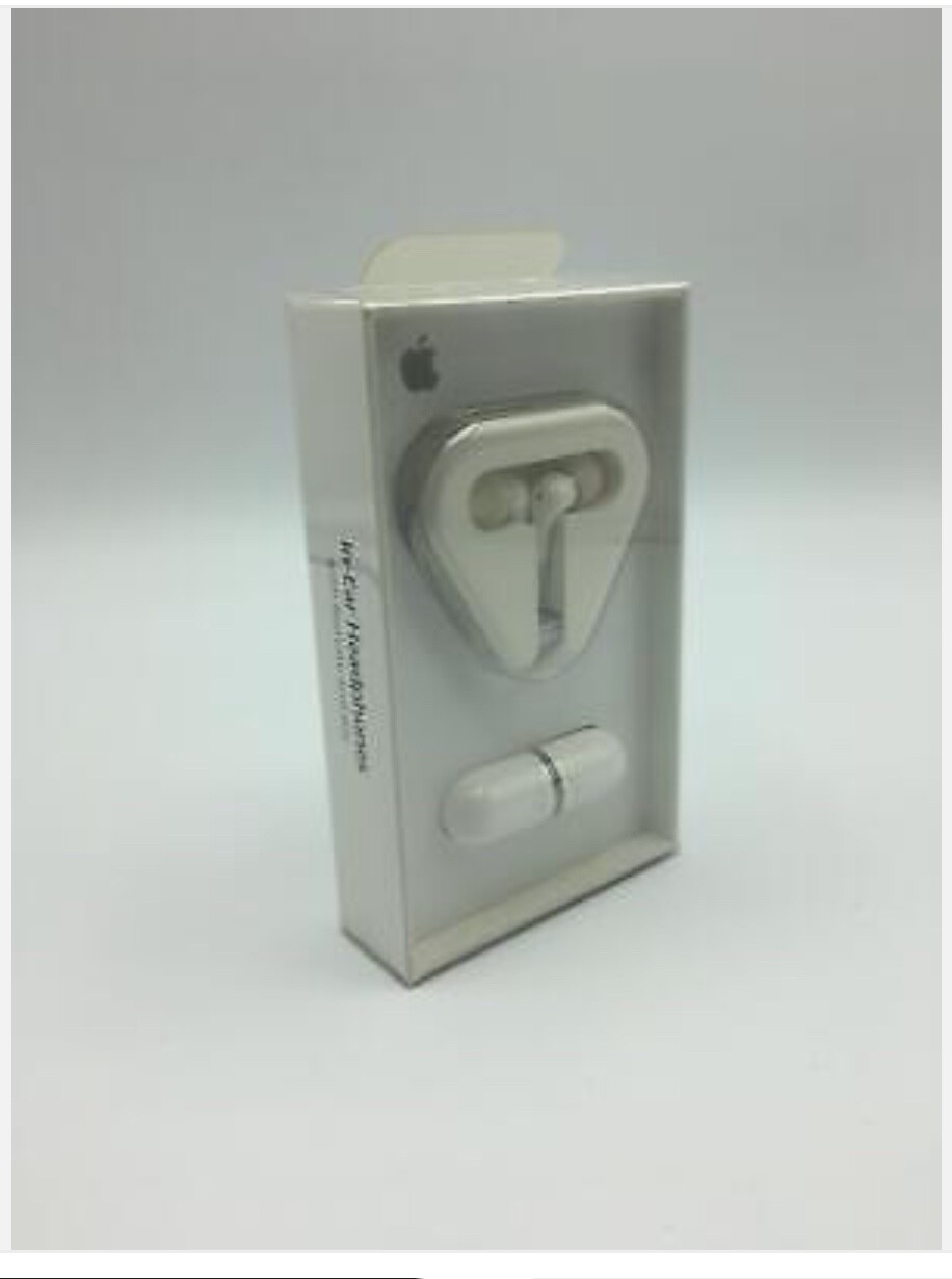 Unopened brand new Apple In-Ear Headphones with Remote and Mic MA850G/B
