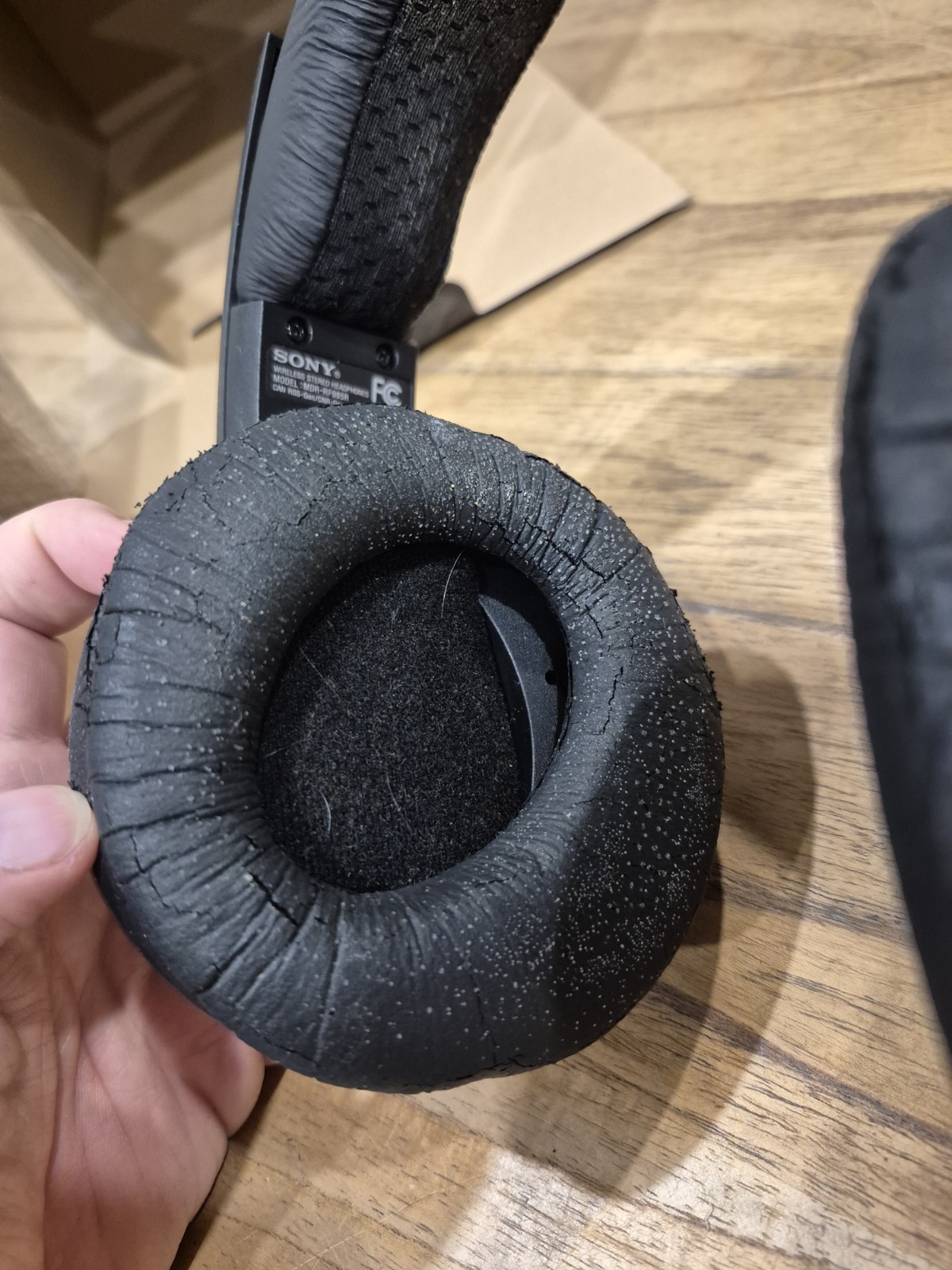 Sony Wireless Headphones MDR-RF985R Charging Dock TMR-RF985R Needs New Muffs